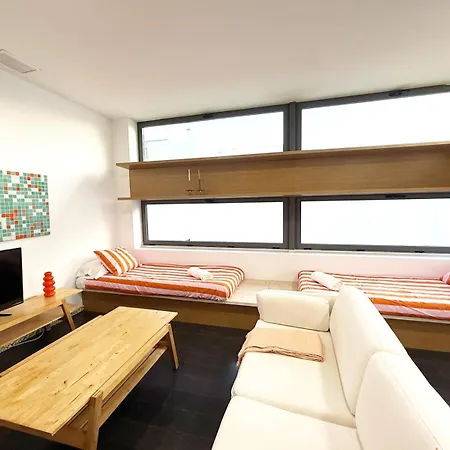Alazul Lofts 아파트